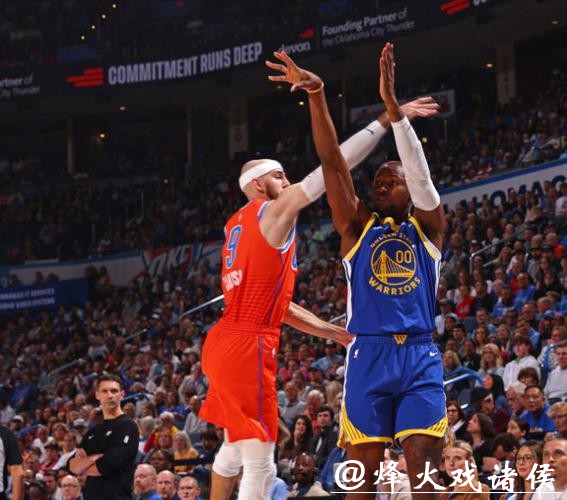 库里36分霍姆格伦伤退 勇士克雷霆升至西部第2 库里36分霍姆格伦伤退 勇士克雷霆升至西部第2